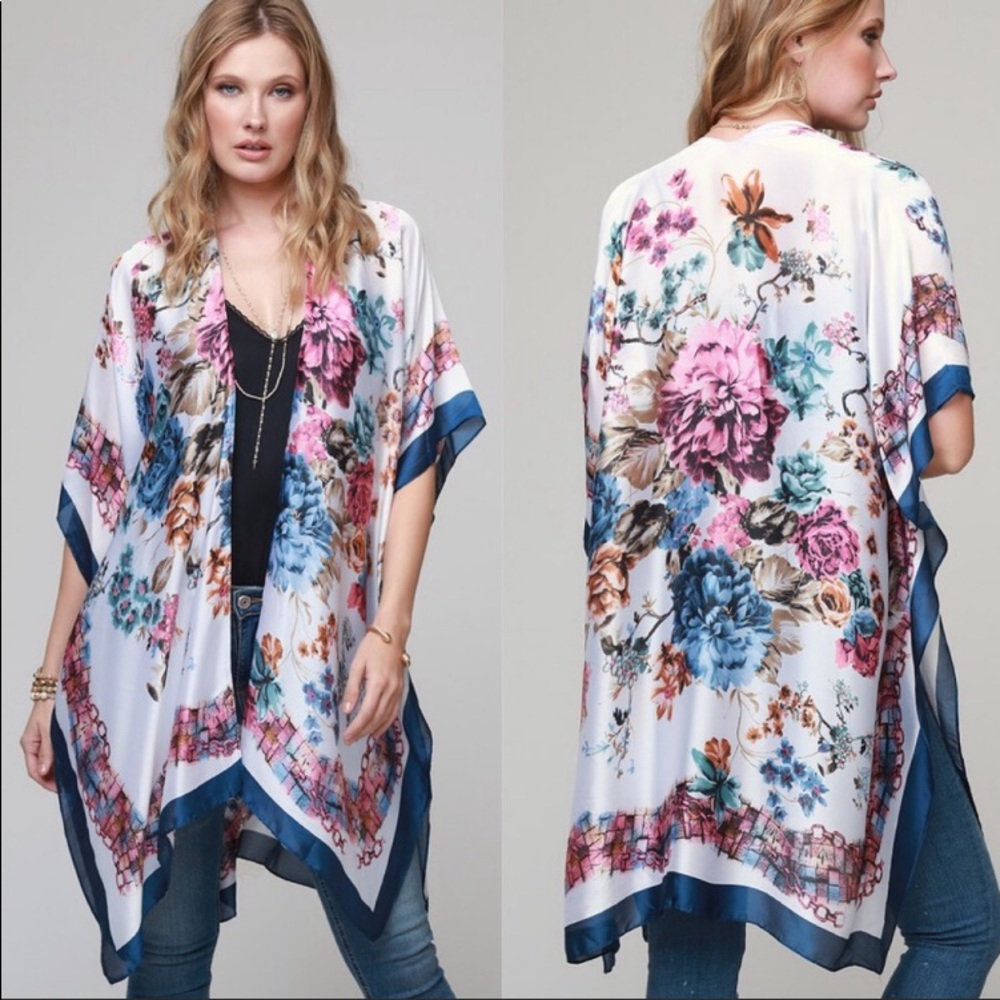 L.I.B  Floral Satin Kimono